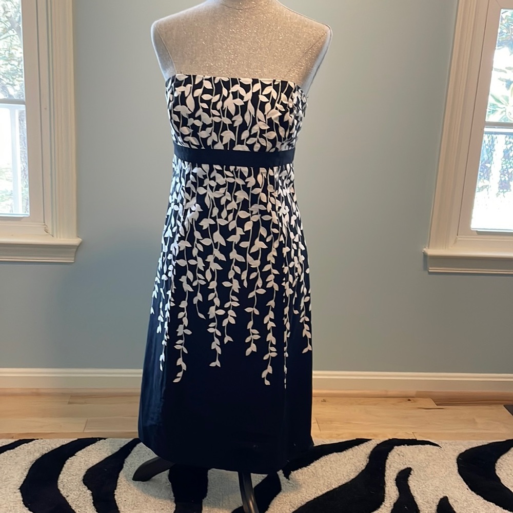 Strapless dress